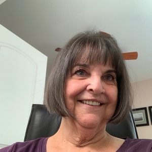 Meet your Posher, Brenda